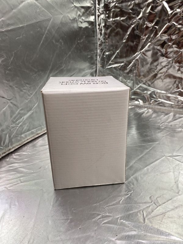 Photo 1 of DIMMABLE LIGHT BULB 50-60HZ 2700K 