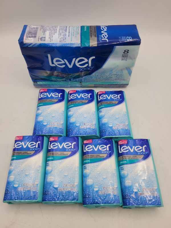 Photo 2 of Lever 2000 Refreshing Bar Soap original bar, 3.15 oz Bars (Pack of 8 + 7 individually wrapped bars)