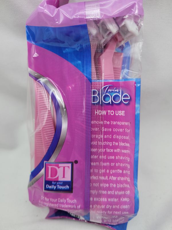 Photo 2 of 6 Packs Of 10- DailyTouch Twin Blade Disposable Razors Deluxe Super Comfort