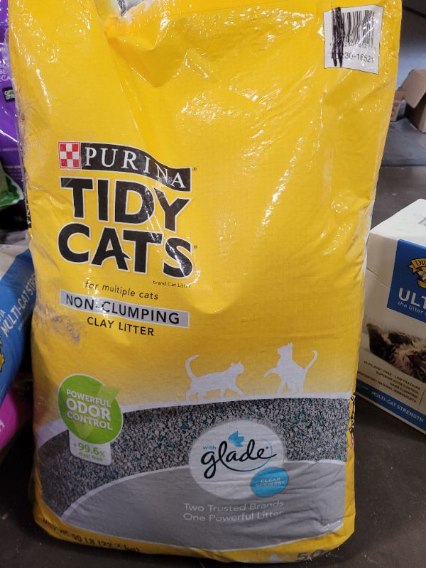 Photo 2 of Glade Tough Odor Solutions Non-Clumping Clay Litter 50lbs