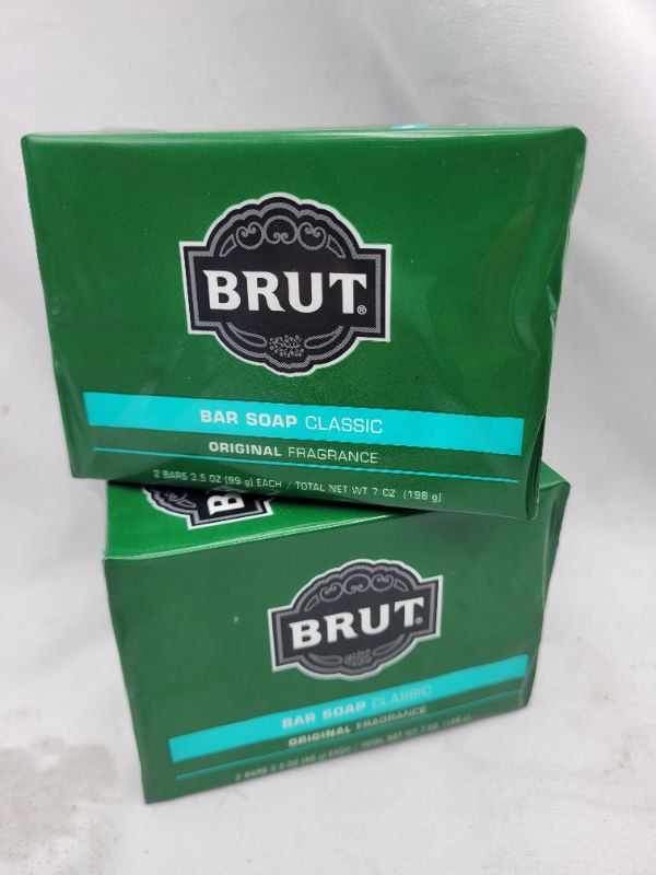 Photo 2 of (4 Bars) Brut Revolution Body and Face Soap Bars, Classic