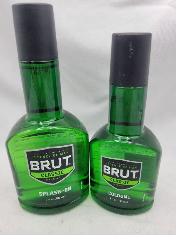 Photo 3 of BRUT Men's Set: Splash On Lotion Classic 7oz, Original Fragrance Cologne Classic 5oz