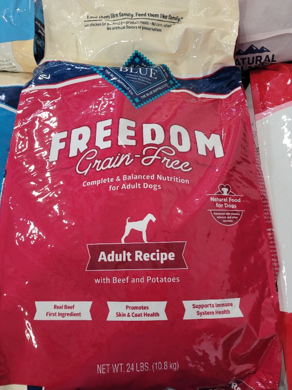 Photo 2 of Blue Buffalo Freedom Grain Free Natural Adult Dry Dog Food, Beef 24-lb