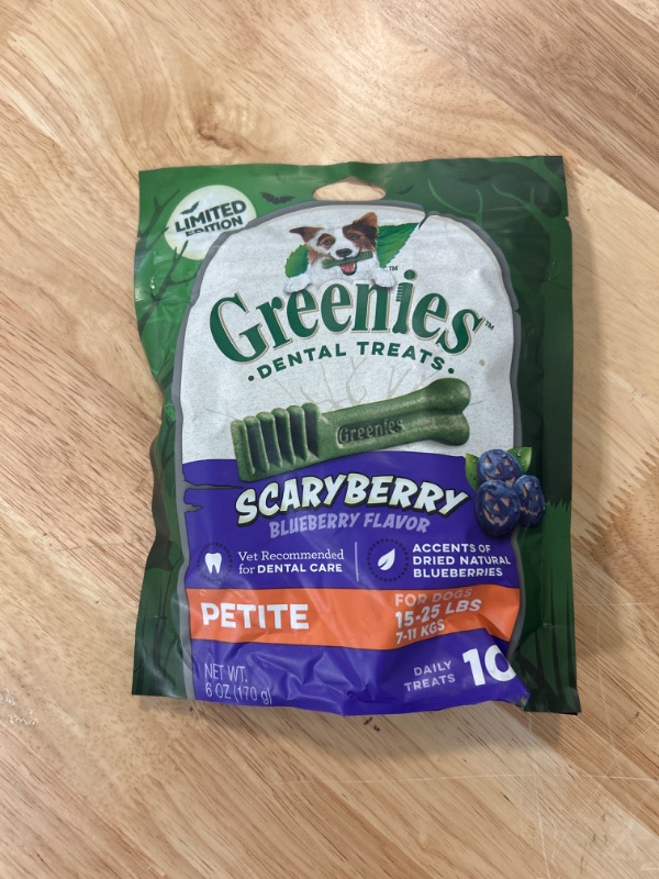 Photo 2 of Greenies ScaryBerry Blueberry Flavor Teenie Halloween Natural Dental Dog Chew Treats