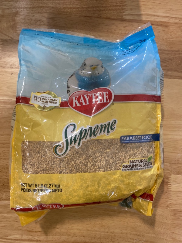 Photo 2 of Kaytee Supreme Bird Food For Parakeets, 5-Lb Bag 5 Pound (Pack of 1)