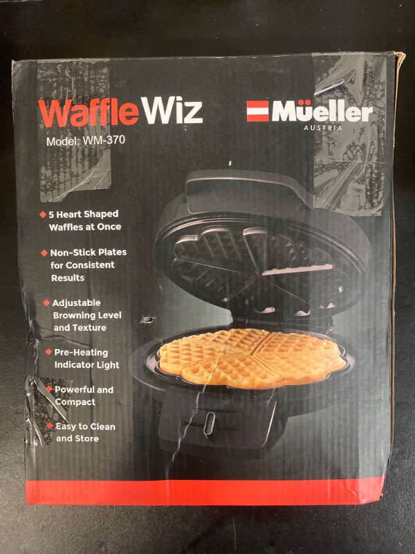 Photo 3 of Mueller WaffleWiz Waffle Iron ,Non-Stick Cooking