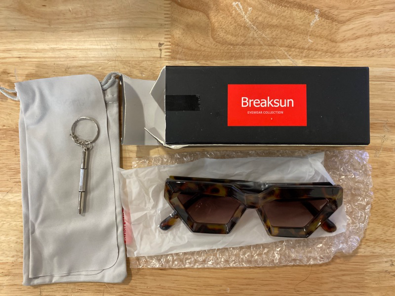 Photo 1 of Breaksun Sunglasses 