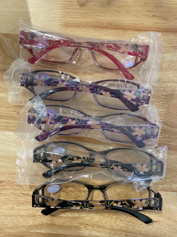 Photo 1 of (5 Pack) +1.50 Glasses