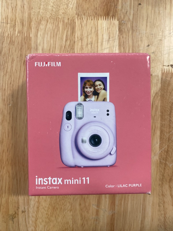 Photo 2 of Fujifilm Instax Mini 11 Instant Camera - Lilac Purple
