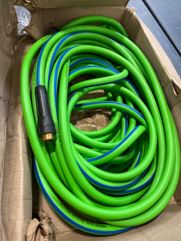 Photo 2 of YOTOO Heavy Duty Hybrid Garden Water Hose 5/8-Inch, 150 PSI Kink Resistant, Flexible with Swivel Grip Handle and 3/4" GHT Solid Brass Fittings, Green+Blue
