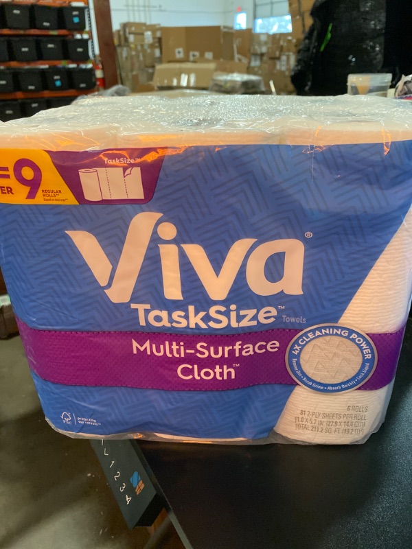 Photo 2 of Viva Multi-Surface Cloth Paper Towels, Choose-A-Sheet - Big Rolls, 6 count