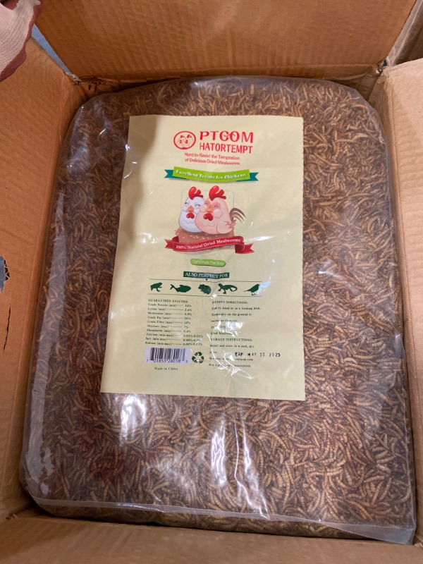 Photo 2 of Ptgom Hatortempt 10lbs Bulk Non-GMO Dried Mealworms