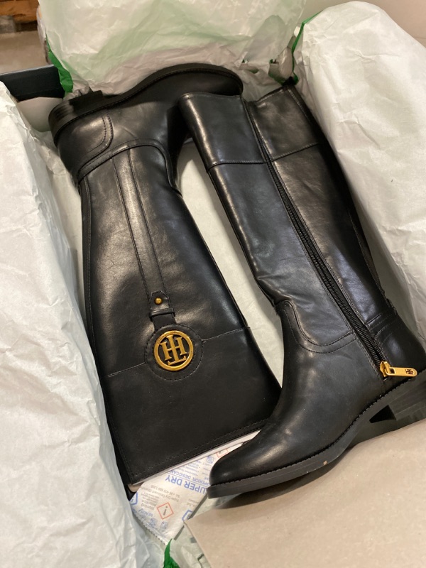 Photo 2 of Tommy Hilfiger Ilia 4 Riding Boots Black (SIZE 6) 
