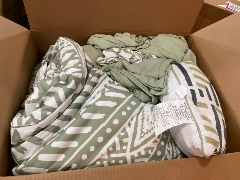 Photo 2 of Geniospin King Size Comforter Set 8 Piece, Reversible Boho Comforter Sets, Spliced Aztec Pattern, Down Alternative Bed in A Bag with Comforter, Sheets, Pillowcase & Shams (Sage Green, 102x90 Inches)
