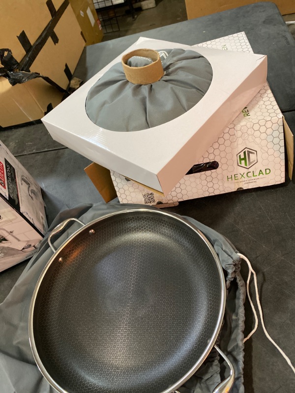 Photo 2 of HexClad 14 Inch Hybrid Stainless Steel Frying Pan with Lid, Stay-Cool Handle - PFOA Free, Dishwasher and Oven Safe, Non Stick, Works with Induction Cooktop, Gas, Ceramic, and Electric Stove