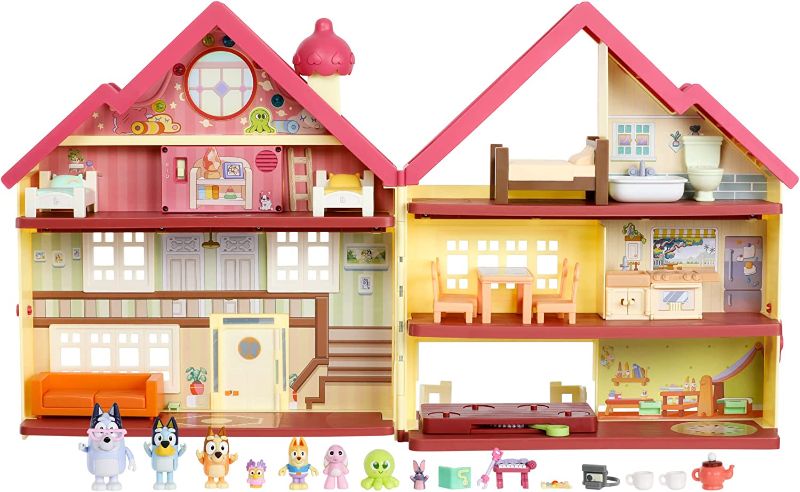 Photo 2 of Bluey Ultimate Lights & Sounds Playhouse & Toy Box, 2.5-3 inch Figures - Amazon Exclusive
