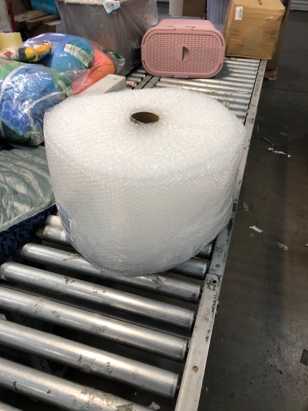 Photo 2 of Duck Brand Large Bubble Wrap Roll, 5/16" Large Bubble Cushioning, 12" x 100', Perforated Every 12" (1061909)
