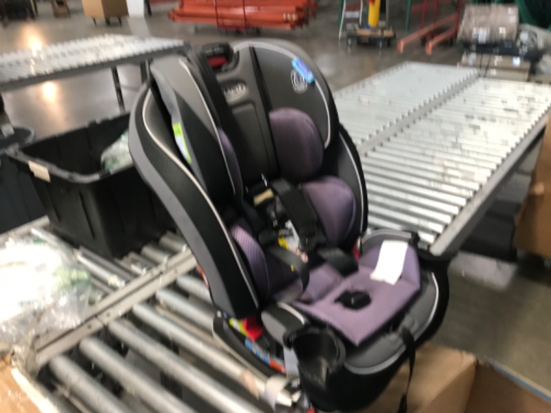 Photo 4 of **used-item**
Graco SlimFit 3 in 1 Car Seat,