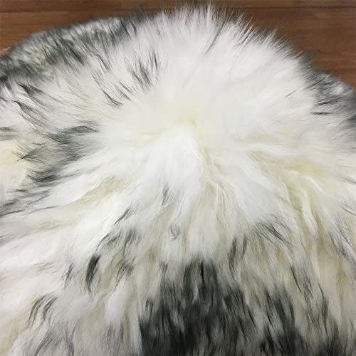 Photo 1 of 8FT X10FT Real Natural FurvWhite/Gray) area rug 