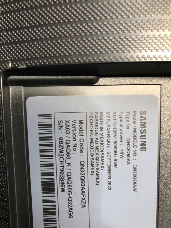 Photo 5 of SAMSUNG QN32Q60AA 32" QLED Q60 Series 4K Smart TV Titan Gray with an Additional 1 Year Coverage by Epic Protect (2021)

