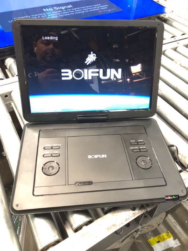 Photo 2 of 17.5" Portable DVD Player with 15.6" Large HD Screen, 6 Hours Rechargeable Battery, Support USB/SD Card/Sync TV and Multiple Disc Formats, High Volume Speaker,Black
