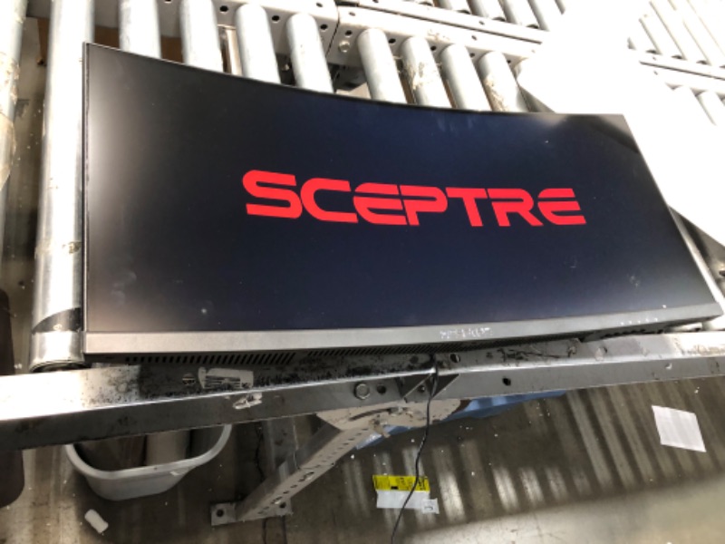 Photo 4 of Sceptre 30-inch Curved Gaming Monitor 21:9 2560x1080 Ultra Wide/ Slim HDMI DisplayPort up to 200Hz Build-in Speakers, Metal Black (C305B-200UN1)
