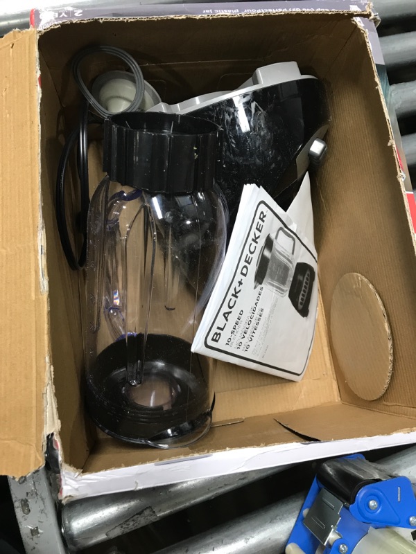 Photo 2 of ***PARTS ONLY**DAMAGED**
BLACK+DECKER Crush Master 10-Speed Blender, Black, BL2010BP