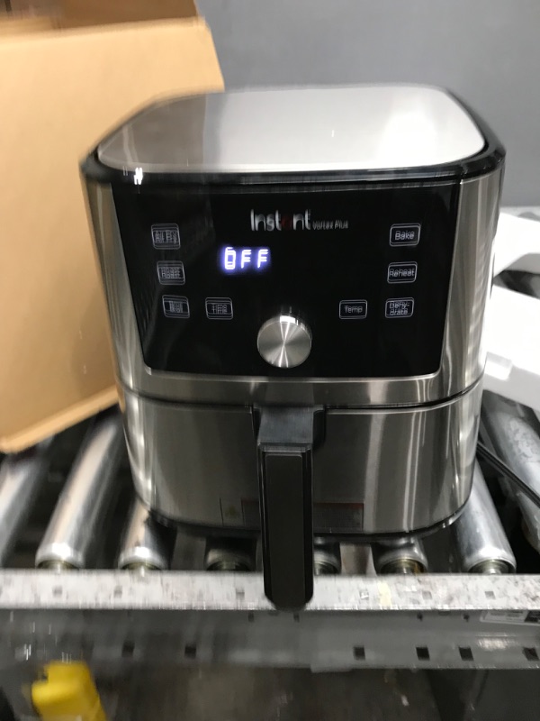 Photo 4 of Instant Vortex Plus 10-Quart Air Fryer, From the Makers of Instant Pot, 7-in-10 Functions, with EvenCrisp Technology, App with over 100 Recipes, Stainless Steel
