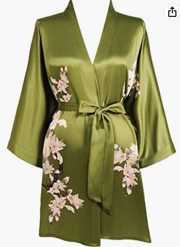 Photo 1 of BABEYOND Kimono Robe Cover up Short Floral Kimono Blouse Loose Cardigen Bachelorette Party Robe
