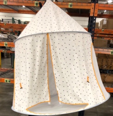 Photo 1 of CHILDRENS POP-UP PLAY TENT