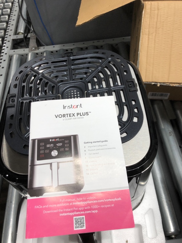 Photo 3 of ****Tested, Poweres On*****
Instant Vortex Plus Air Fryer Oven, 6 Quart, From the Makers of Instant Pot, 6-in-1, Broil, Roast, Dehydrate, Bake, Non-stick and Dishwasher-Safe Basket, App With Over 100 Recipes, Stainless Steel 6QT Vortex Plus
