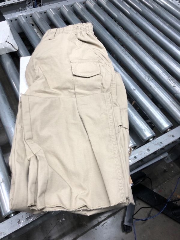 Photo 1 of Propper Men's Canvas Tactical Pant size 18