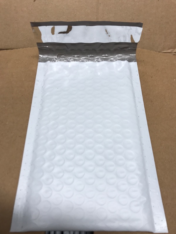 Photo 2 of 5x7 Inch White Poly Bubble Mailers Padded Envelopes Self-Sealing Shipping Bags 100 Pack