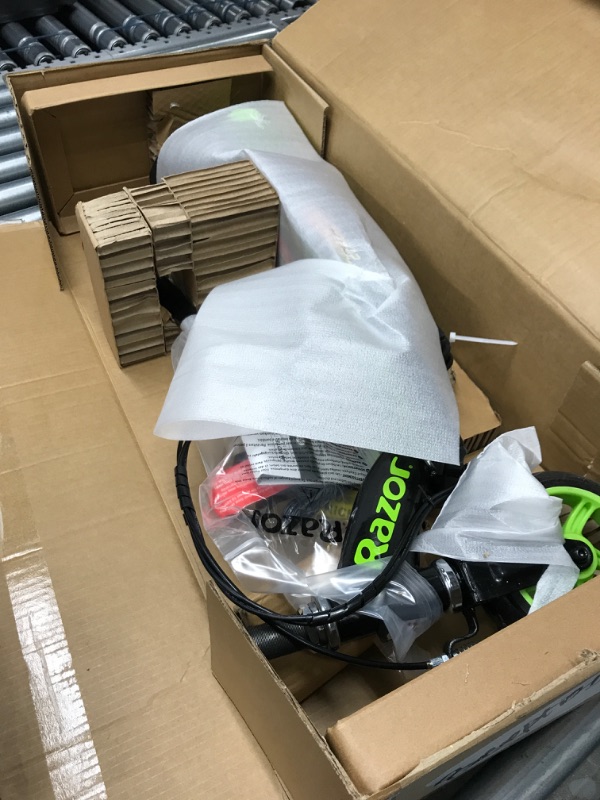 Photo 2 of ***NEW FACTORY SEALED*** Razor Power Core E90 Electric Scooter - Hub Motor, Up to 10 mph and 80 min Ride Time, for Kids 8 and Up Green Standard Packaging