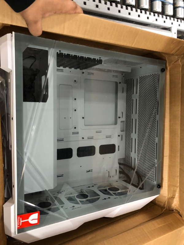 Photo 4 of Cooler Master MasterBox TD500 Mesh White Airflow ATX Mid-Tower