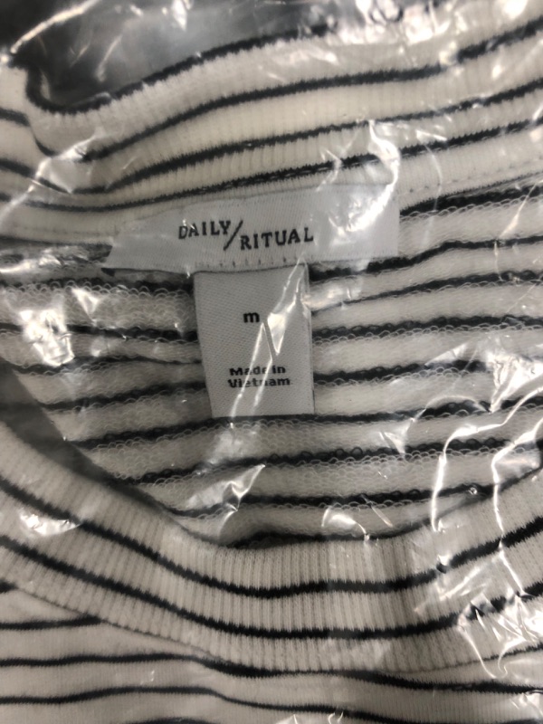 Photo 1 of Daily Ritual Women's Long-Sleeve Crewneck Sweatshirt with Side Cutouts Medium White/Black, Stripe