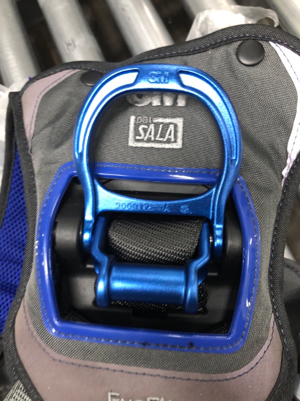 Photo 1 of 3M DBI-SALA ExoFit NEX Medium Vest Style Harness