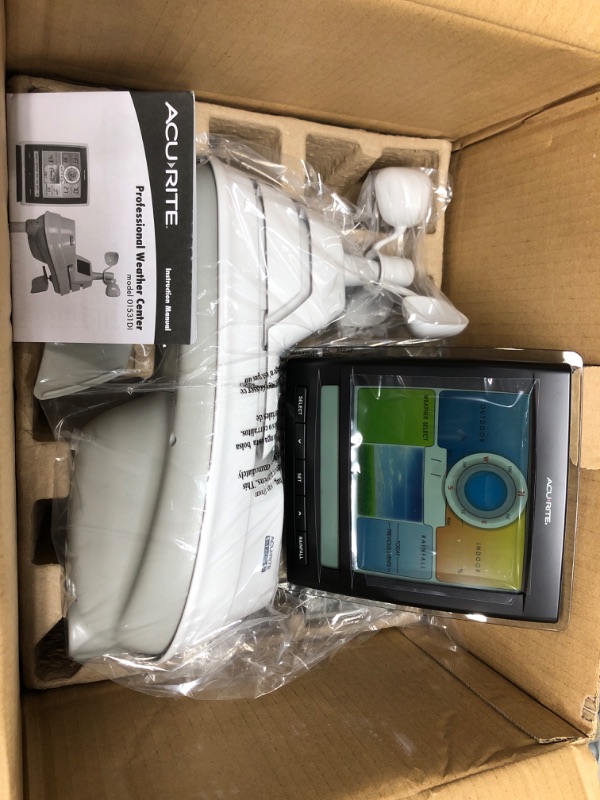 Photo 2 of AcuRite Iris (5-in-1) Indoor/Outdoor Wireless Weather Station for Indoor and Outdoor Temperature and Humidity, Wind Speed and Direction, and Rainfall 