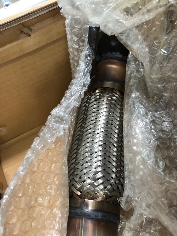 Photo 5 of Catalytic Converter Fit for 2010-2014 Chevy Equinox 2.4L, 2010-2014 GMC Terrain 2.4L, 2012-2015 Captiva Sport 2.4L