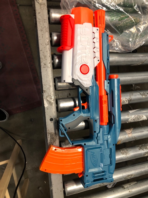 Photo 2 of *** USED ***
NERF Elite 2.0 Motoblitz Blaster with Scope, Motorized 10-Dart Blasting, Airblitz 6 Darts, 22 Darts, Outdoor Toys for 8 Year Old Boys & Girls