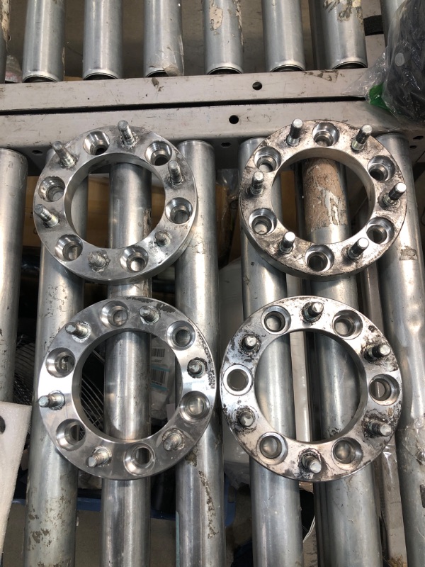 Photo 1 of 1 INCH WHEEL HUB SPACERS FOR TRUCKS
6 STUDS 
1/2 INCH THREADS
