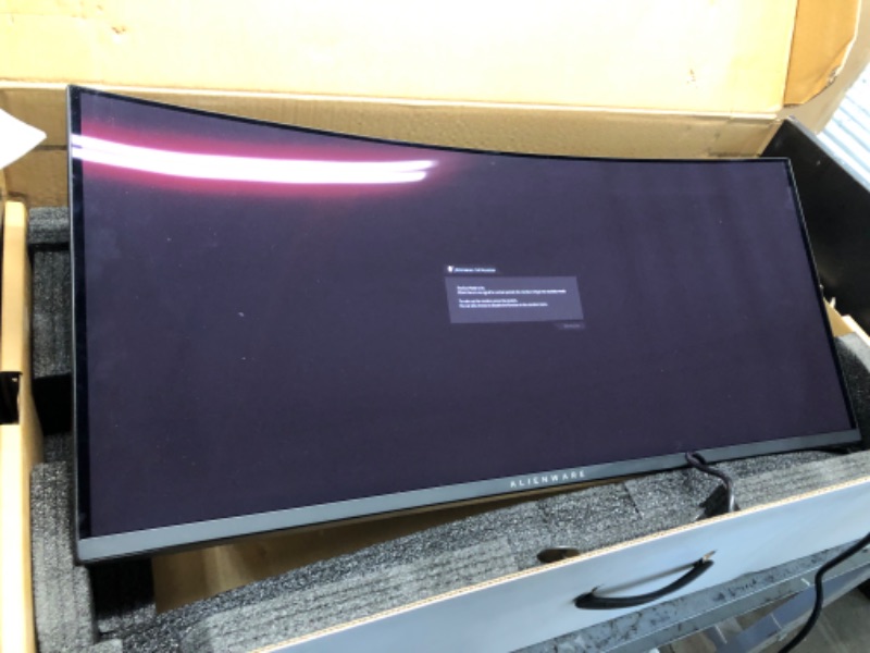 Photo 2 of Alienware 34 Inch Curved PC Gaming Monitor, 3440 x 1440p Resolution, Quantum Dot OLED 175Hz, 1800R Curvature, True 1ms GTG, 1,000,000:1 Contrast Ratio, 1.07 Billion Colors, AW3423DW - Lunar Light
