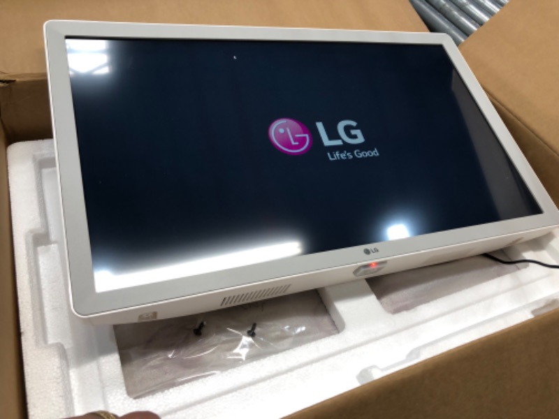 Photo 4 of LG 24 Inch Class HD Smart TV (24LM520S-WU, 2022)
