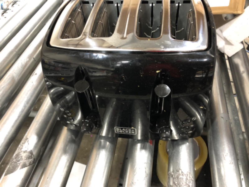 Photo 2 of *DOES NOT WORK PARTS ONLY* BLACK+DECKER 4-Slice Toaster, Extra-Wide, Black, TR1410BD