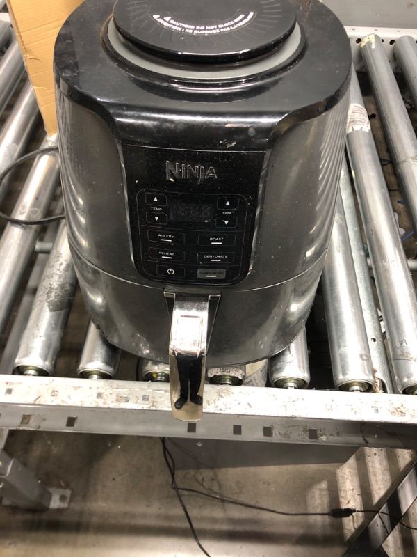 Photo 2 of *PARTS ONLY*Ninja AF101 Air Fryer that Crisps, Roasts, Reheats, & Dehydrates, for Quick, Easy Meals, 4 Quart Capacity, & High Gloss Finish, Black/Grey 4 Quarts