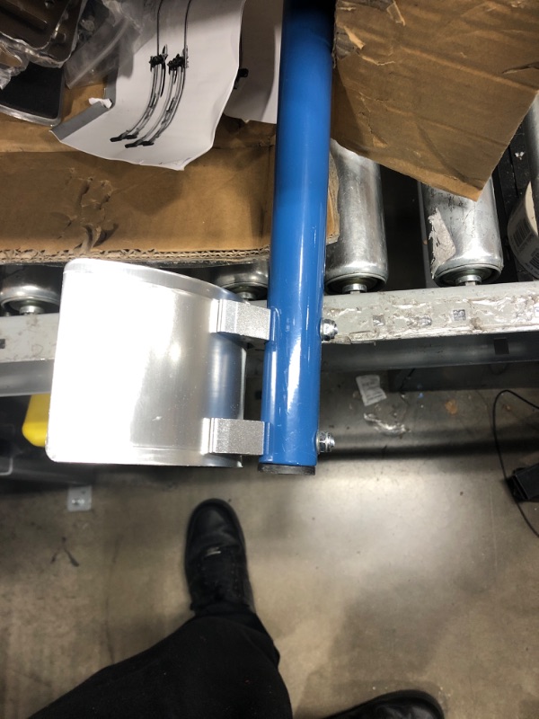 Photo 3 of *USED*24 inch -40 inch Professional Grade Adjustable Drywall Stilts Taping Paint Stilt Aluminum Tool Stilt for Painting Painter Taping Blue 24"-40" blue