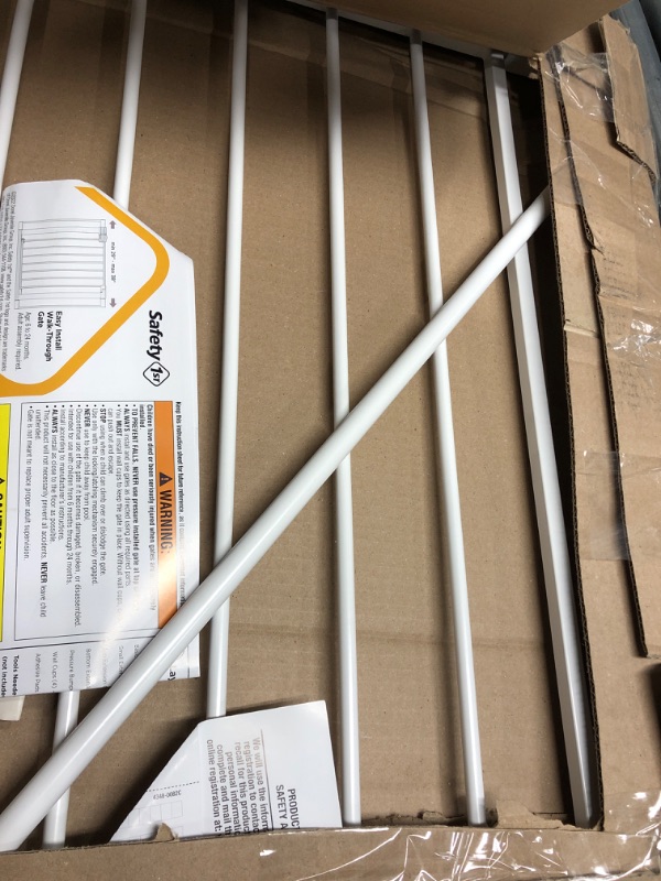 Photo 4 of *USED*Safety 1st Easy Install 28" Walk Thru Gate, Fits Between 29" and 38" 38x28 Inch (Pack of 1) Original Size White