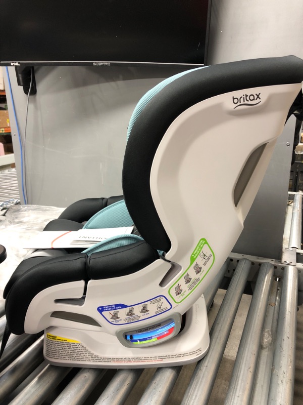 Photo 1 of Britax Boulevard Clicktight Convertible Car Seat, Green Contour SafeWash Boulevard Green Contour