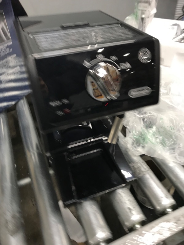 Photo 1 of De'Longhi ECP3120 15 Bar Espresso Machine with Advanced Cappuccino System, 9.6 x 7.2 x 11.9 inches, Black/Stainless Steel
NEEDS REPAIRS
