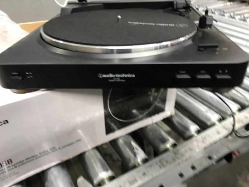 Photo 1 of Audio-Technica AT-LP60XBT
NEEDS REPAIRS
